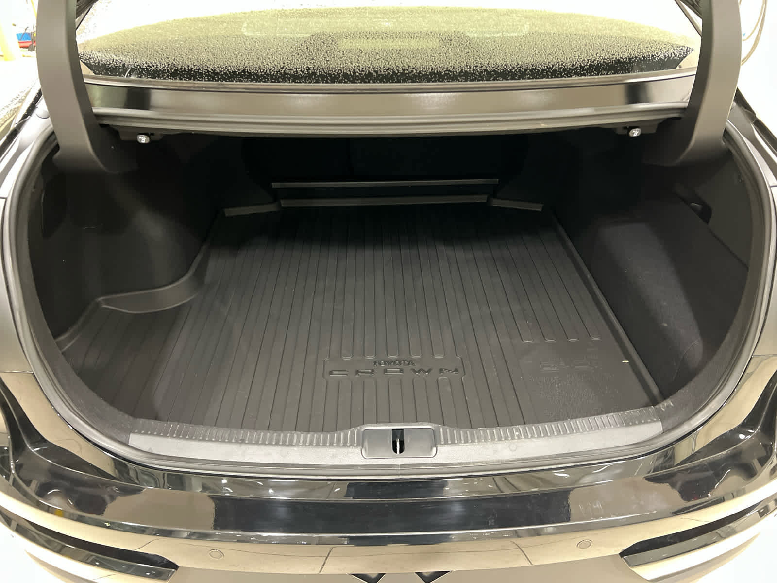 Used 2026 Toyota Crown Nightshade image 13