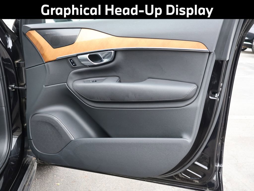 Used 2021 Volvo XC90 T6 Momentum w/ Advanced Package image 10