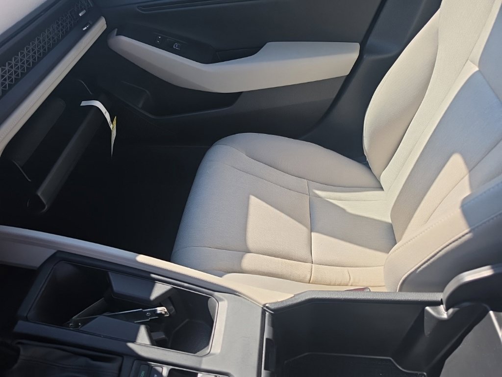 Certified 2025 Honda Accord SE image 23