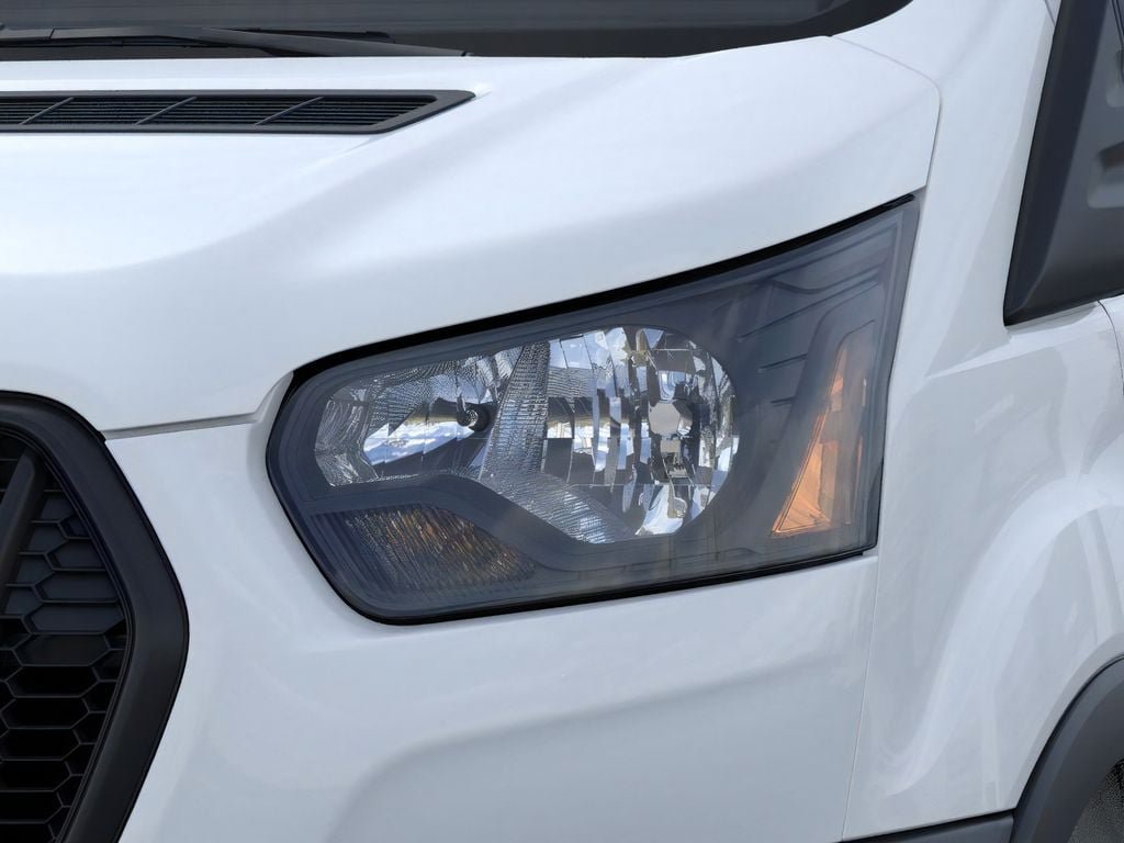 New 2026 Ford Transit 250 148 Medium Roof Extended AWD image 18