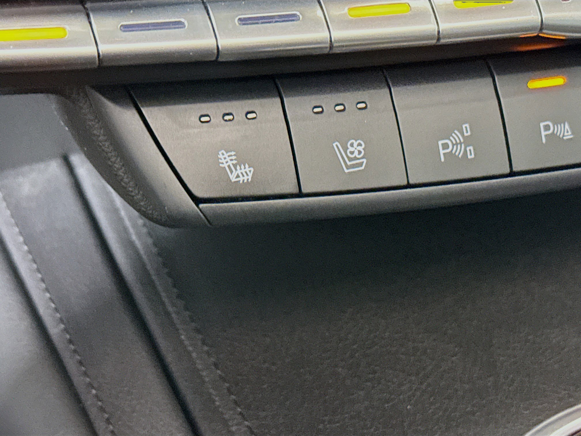 Used 2020 Cadillac XT4 Sport image 21