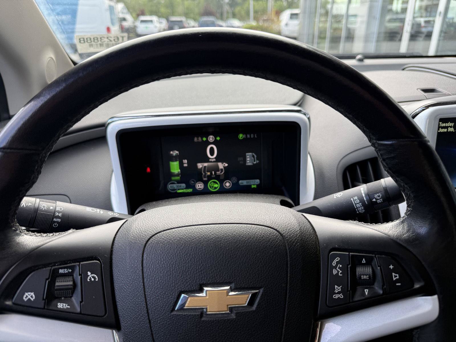 Used 2013 Chevrolet Volt w/ Enhanced Safety Package 1 FWD image 14