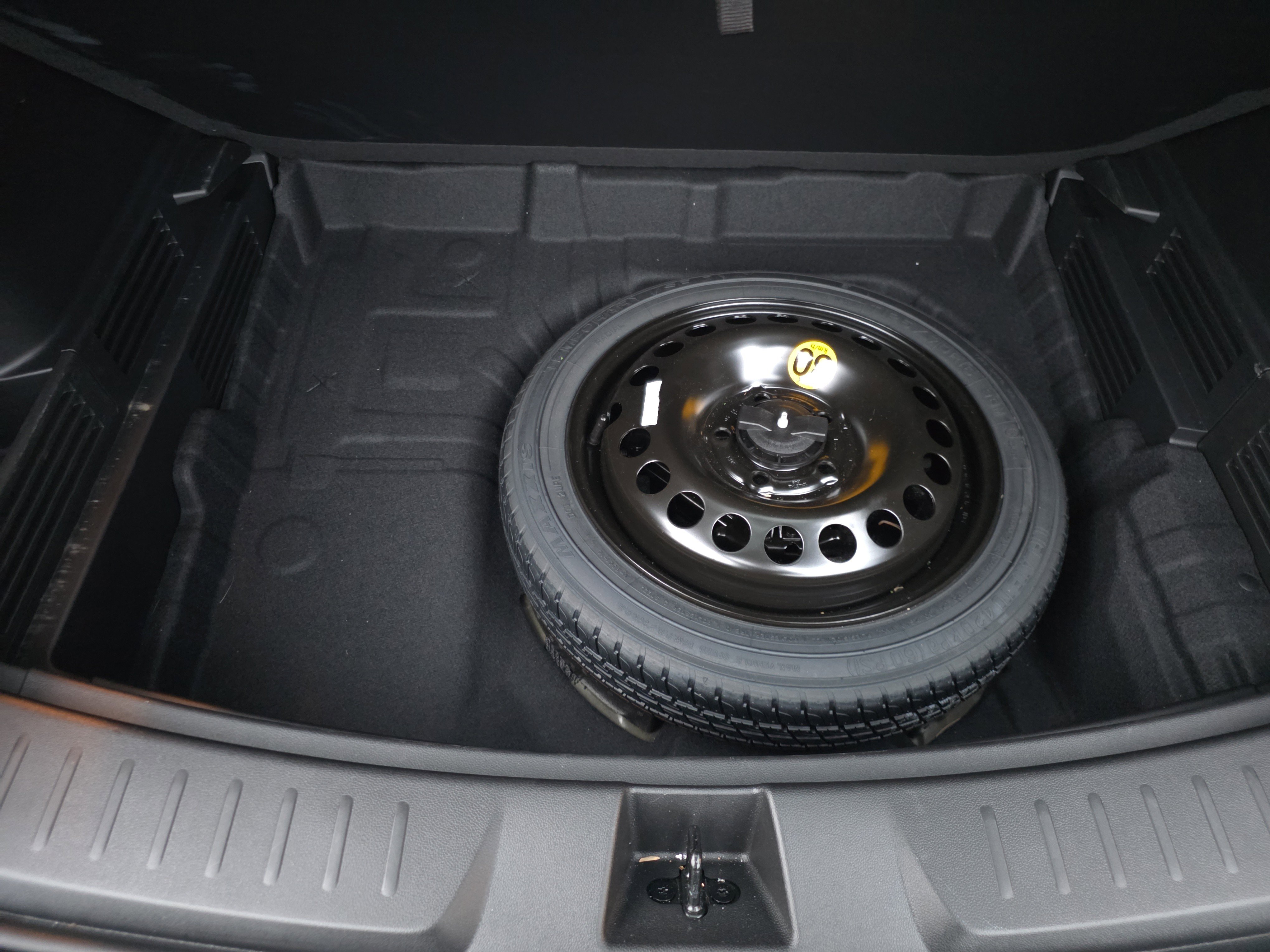 Used 2024 Chevrolet TrailBlazer RS w/ Convenience Package image 38