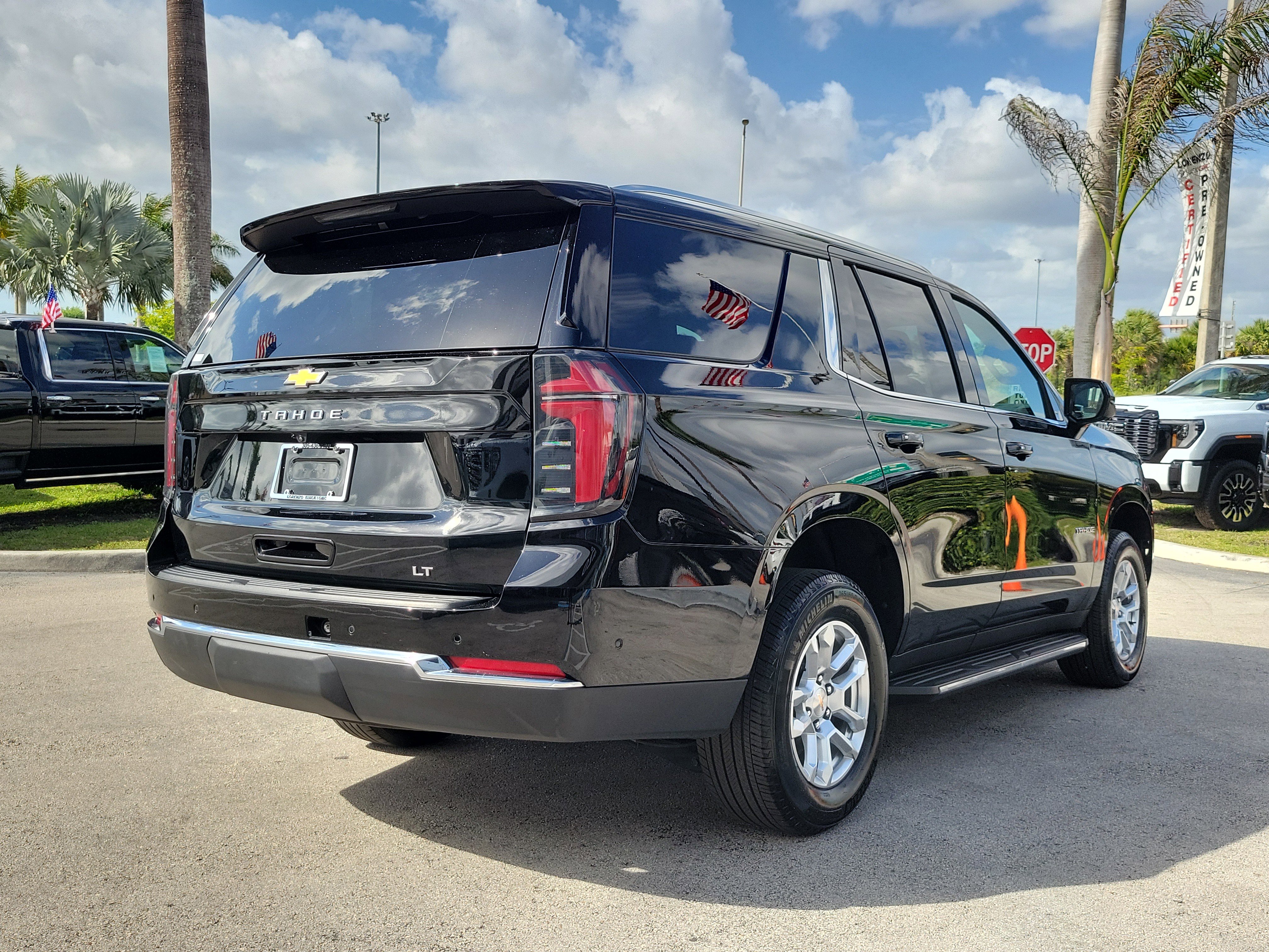 Used 2025 Chevrolet Tahoe LT AWD/4WD image 5