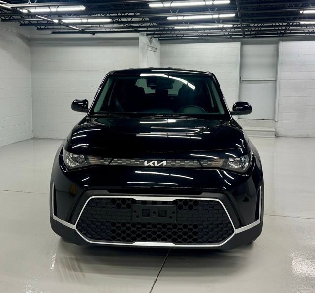 Used 2023 Kia Soul LX w/ LX Technology Package image 8