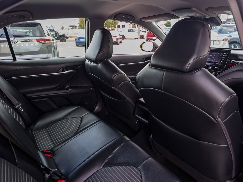 Used 2023 Toyota Camry SE image 16