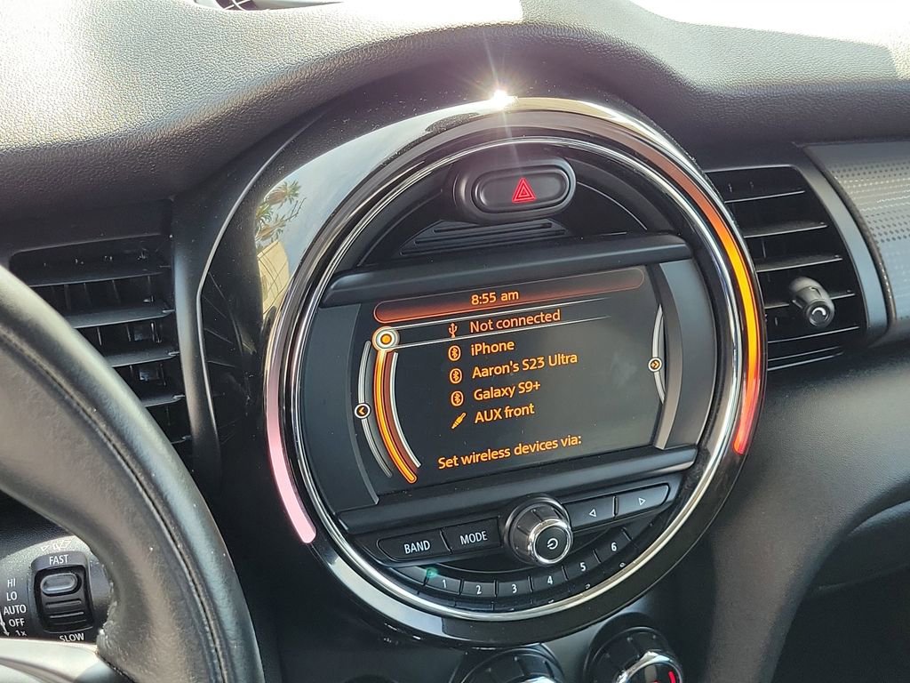 Used 2018 MINI Cooper 2-Door Hardtop image 21