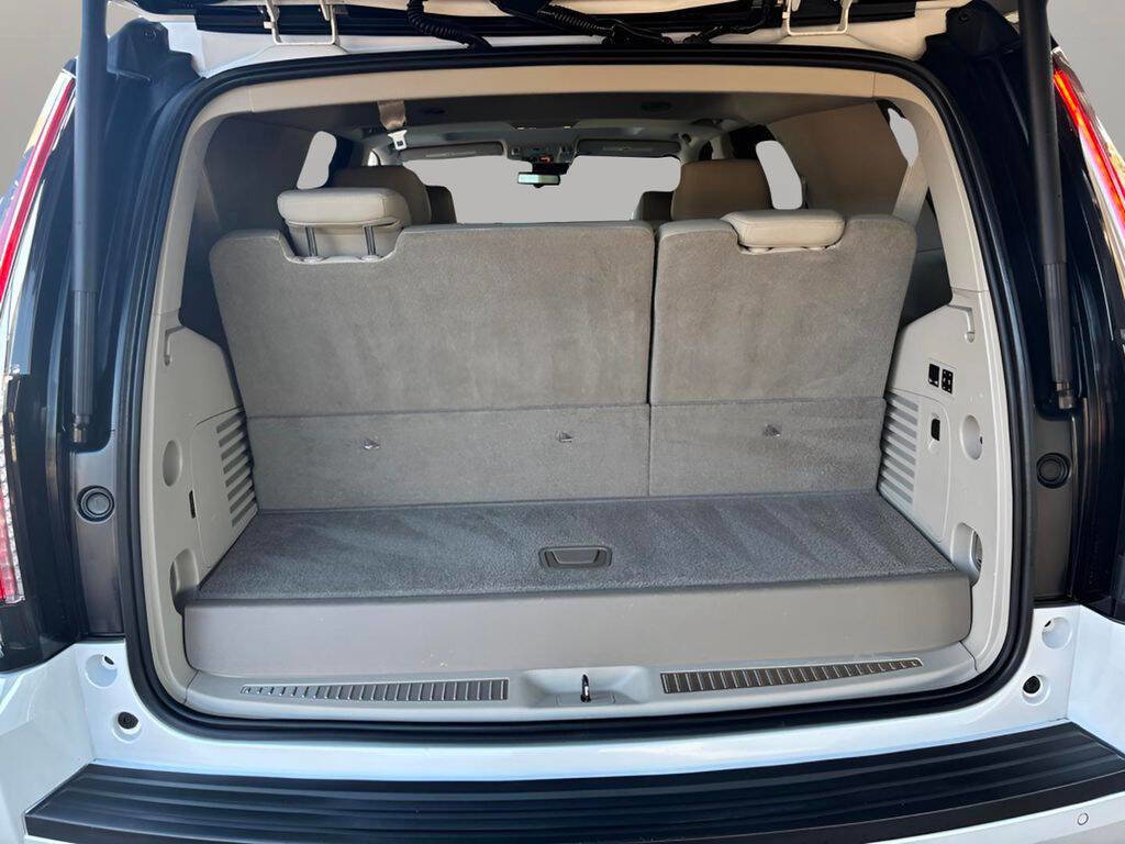 Used 2019 Cadillac Escalade Luxury image 21