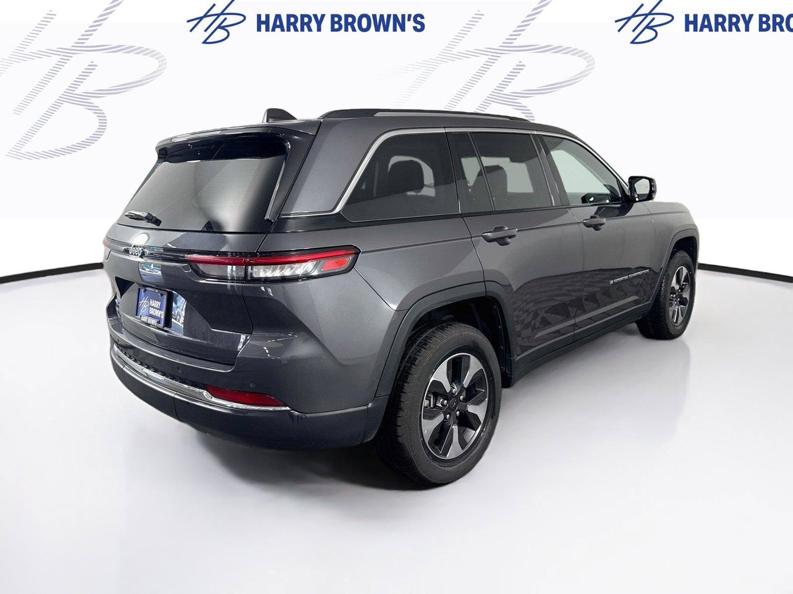Used 2024 Jeep Grand Cherokee Limited 4xe AWD/4WD image 33