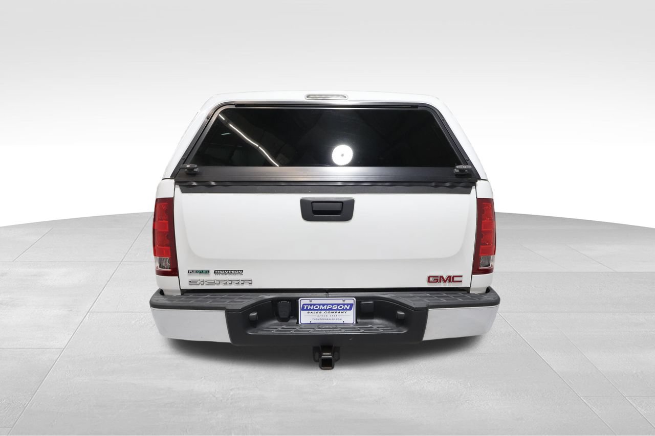 Used 2010 GMC Sierra 1500 W/T RWD image 2
