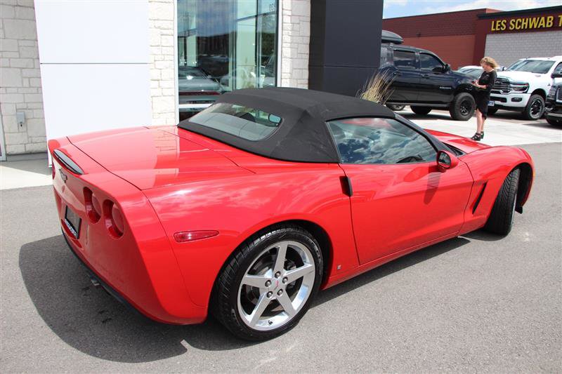 Used 2006 Chevrolet Corvette Convertible w/ Preferred Equipment Group RWD image 29