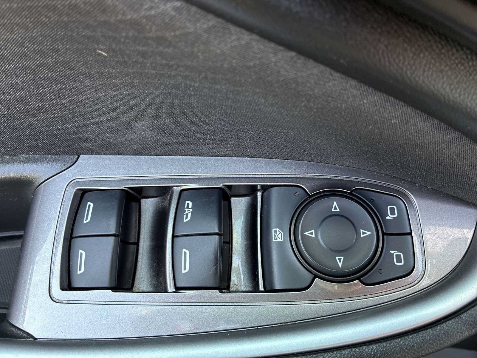 Used 2023 Chevrolet Malibu LT FWD image 15
