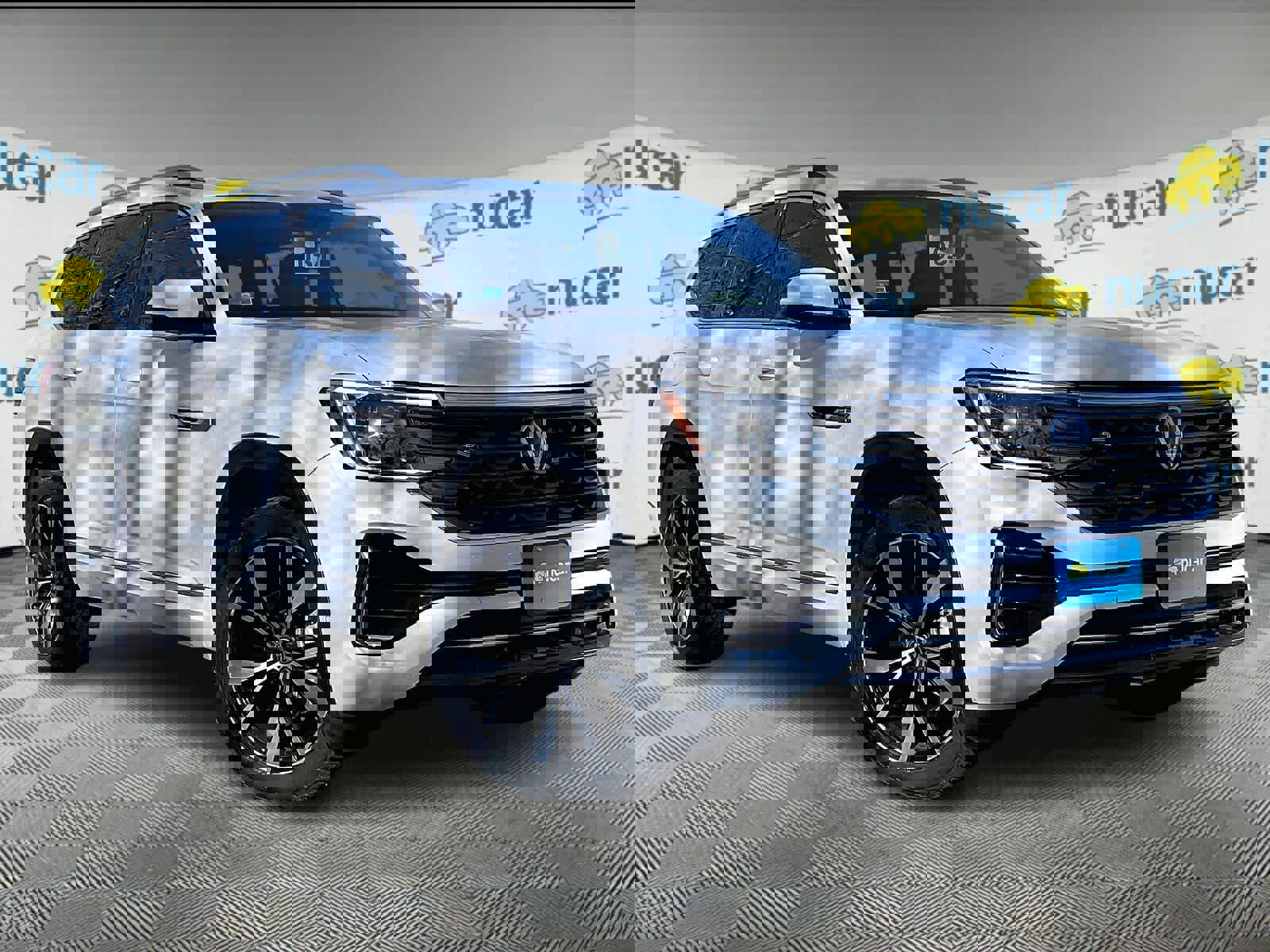 Certified 2024 Volkswagen Atlas SEL Premium R-Line image 1