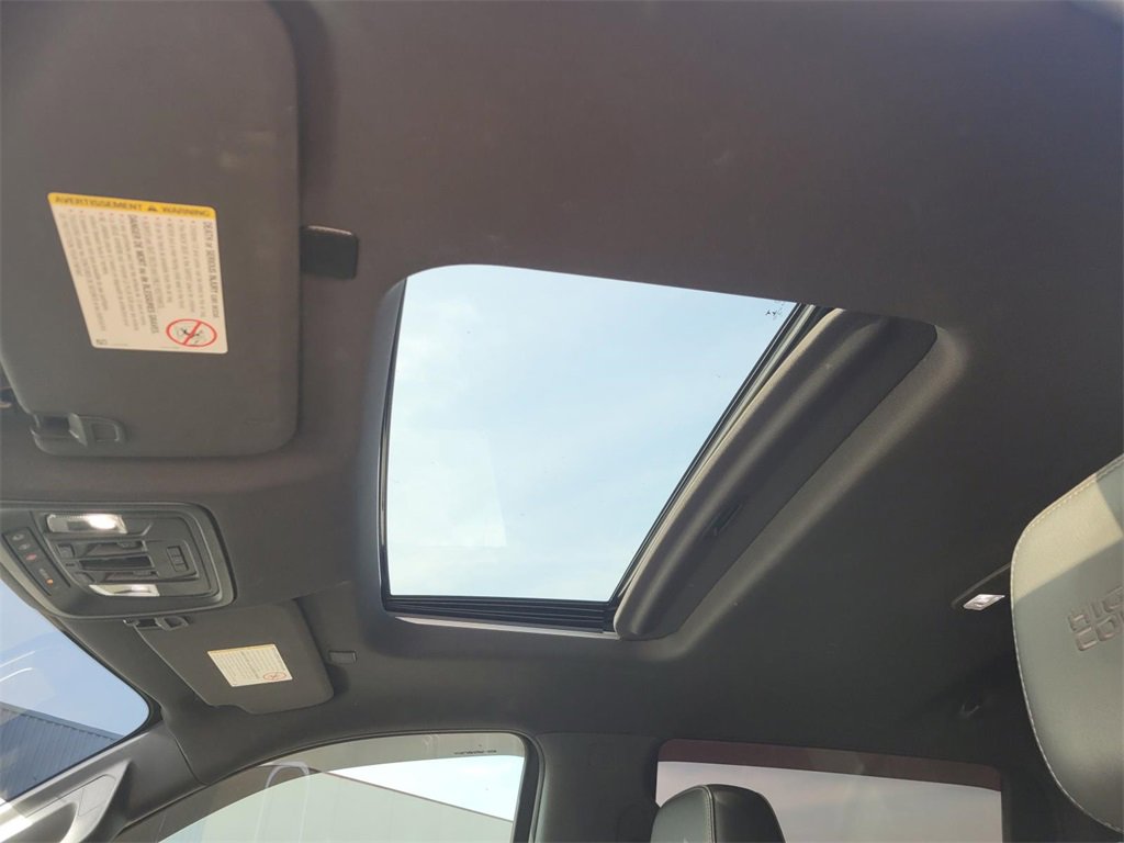 Used 2020 Chevrolet Silverado 2500 High Country w/ Z71 Off-Road Package image 25