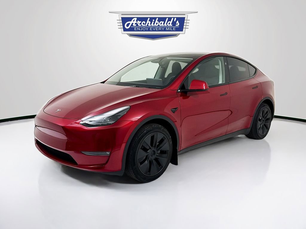 Used 2025 Tesla Model Y Long Range image 3