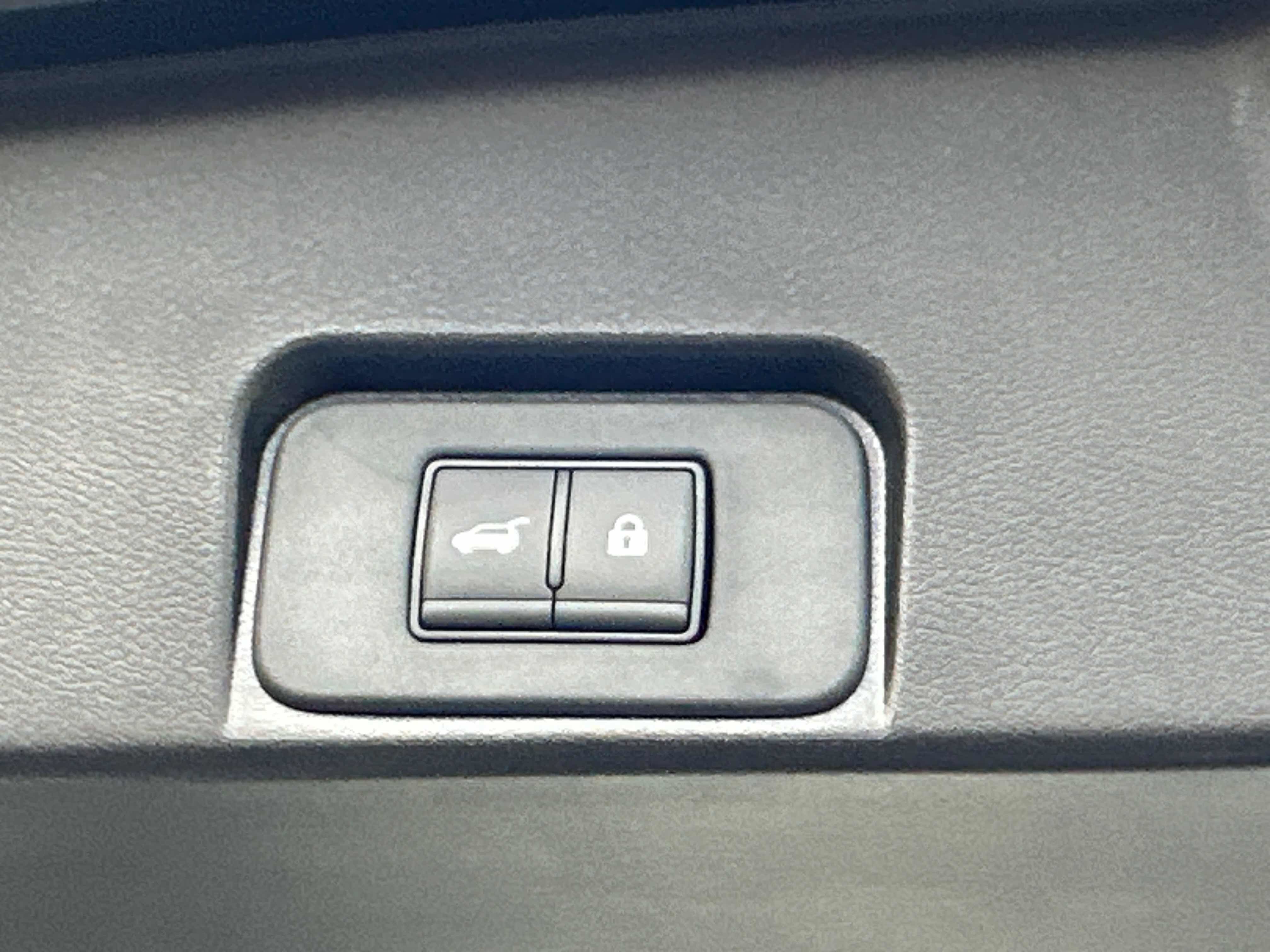 New 2026 Nissan Rogue SV AWD/4WD image 18