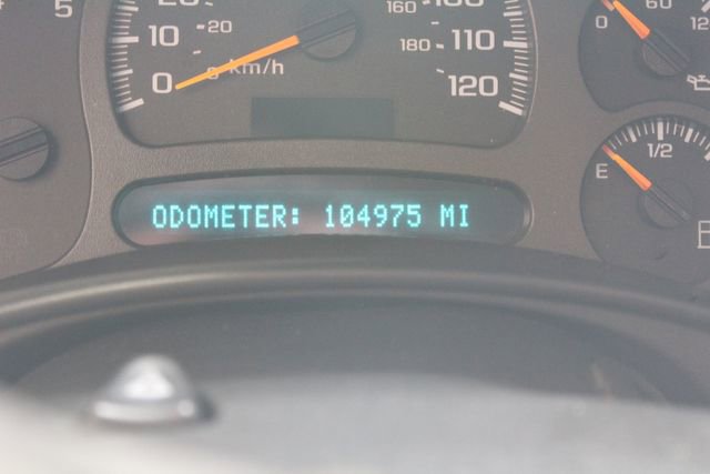 Used 2004 Chevrolet Silverado 2500 LS w/ Heavy-Duty Power Package image 31