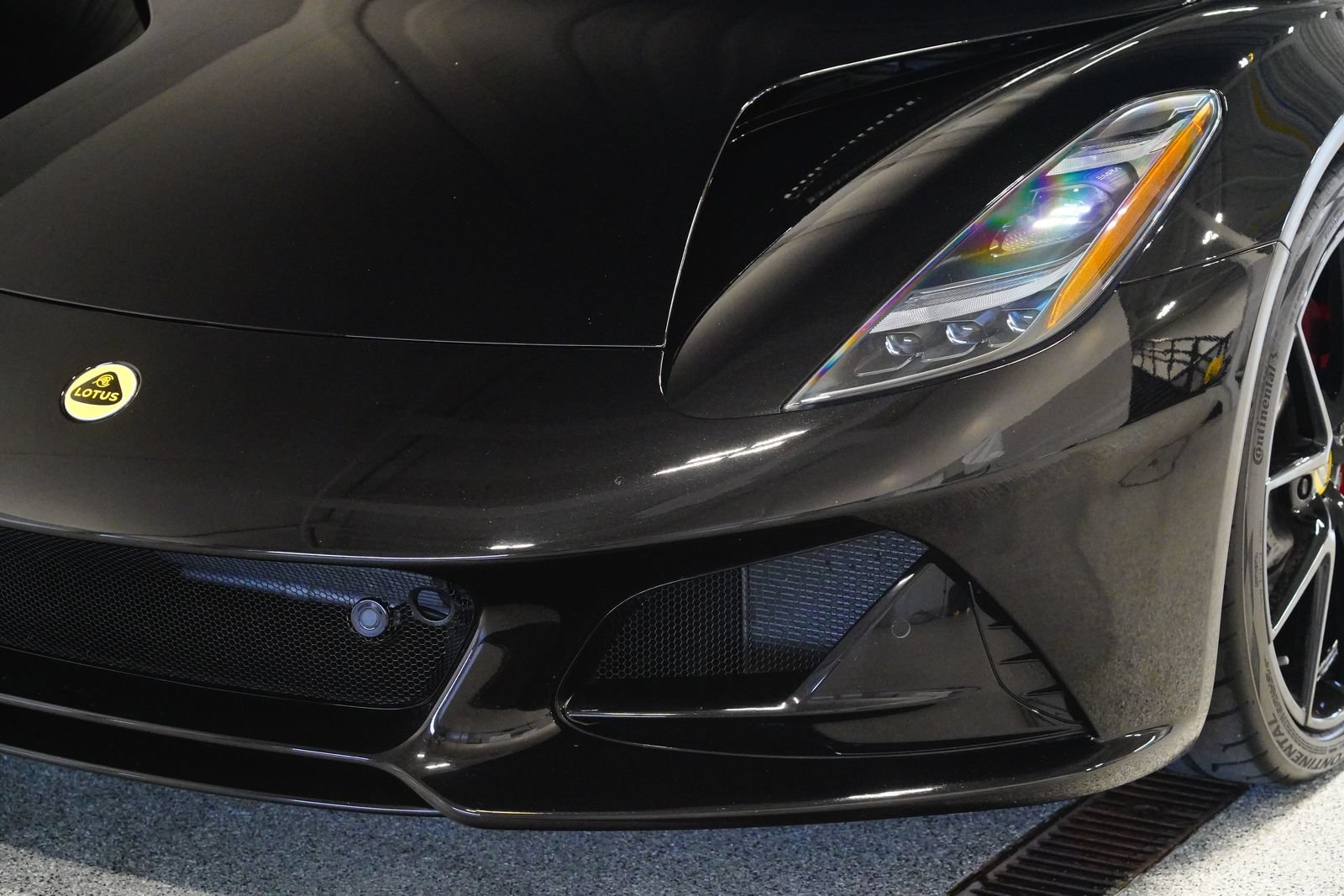 Used 2024 Lotus Emira First Edition RWD image 6