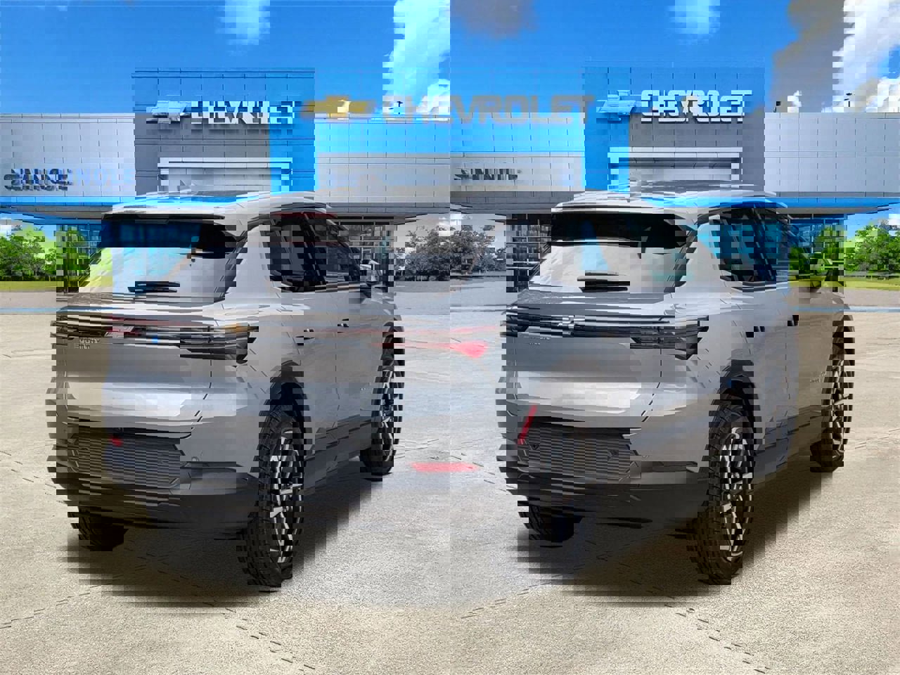 New 2026 Chevrolet Equinox EV LT image 4