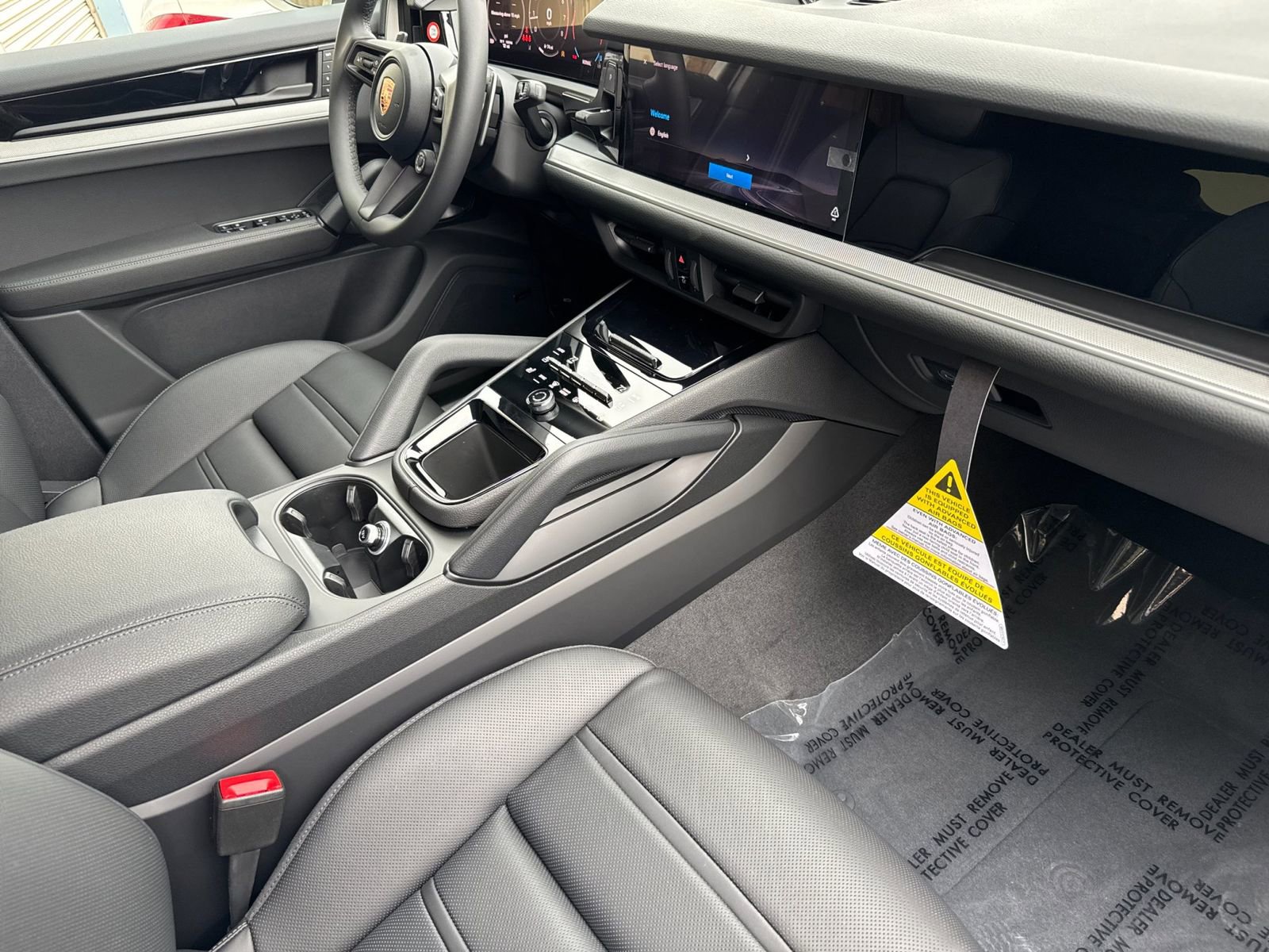 New 2026 Porsche Cayenne Coupe image 18