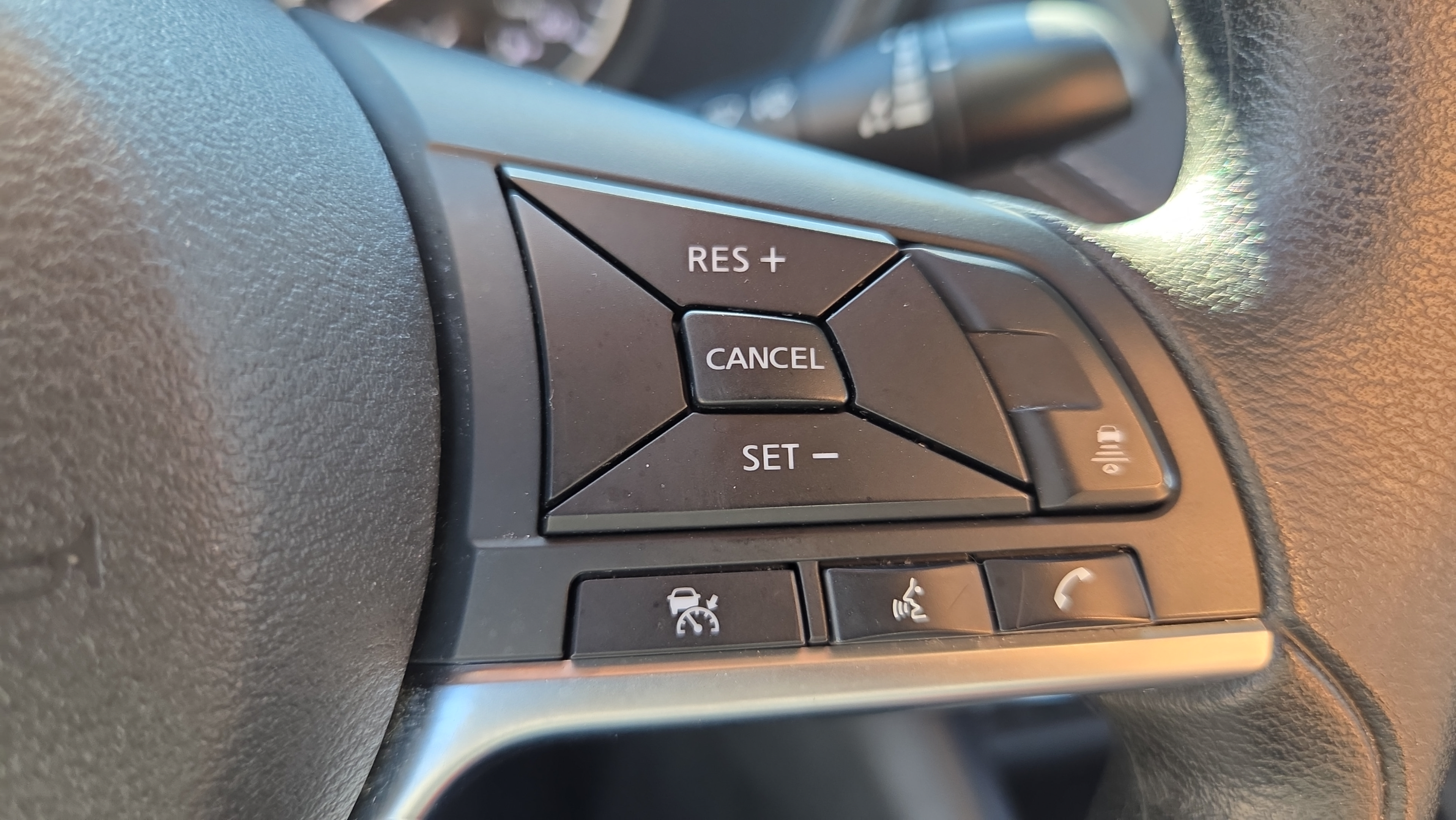 Used 2024 Nissan Sentra SV FWD image 24