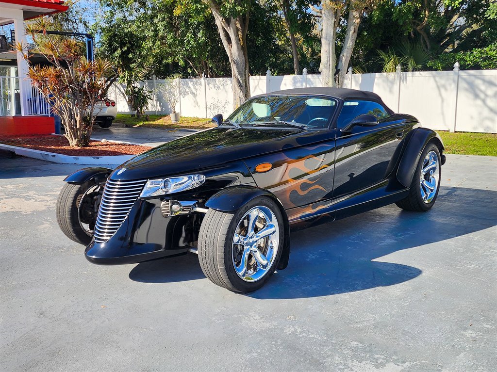 Used 2000 Plymouth Prowler image 12