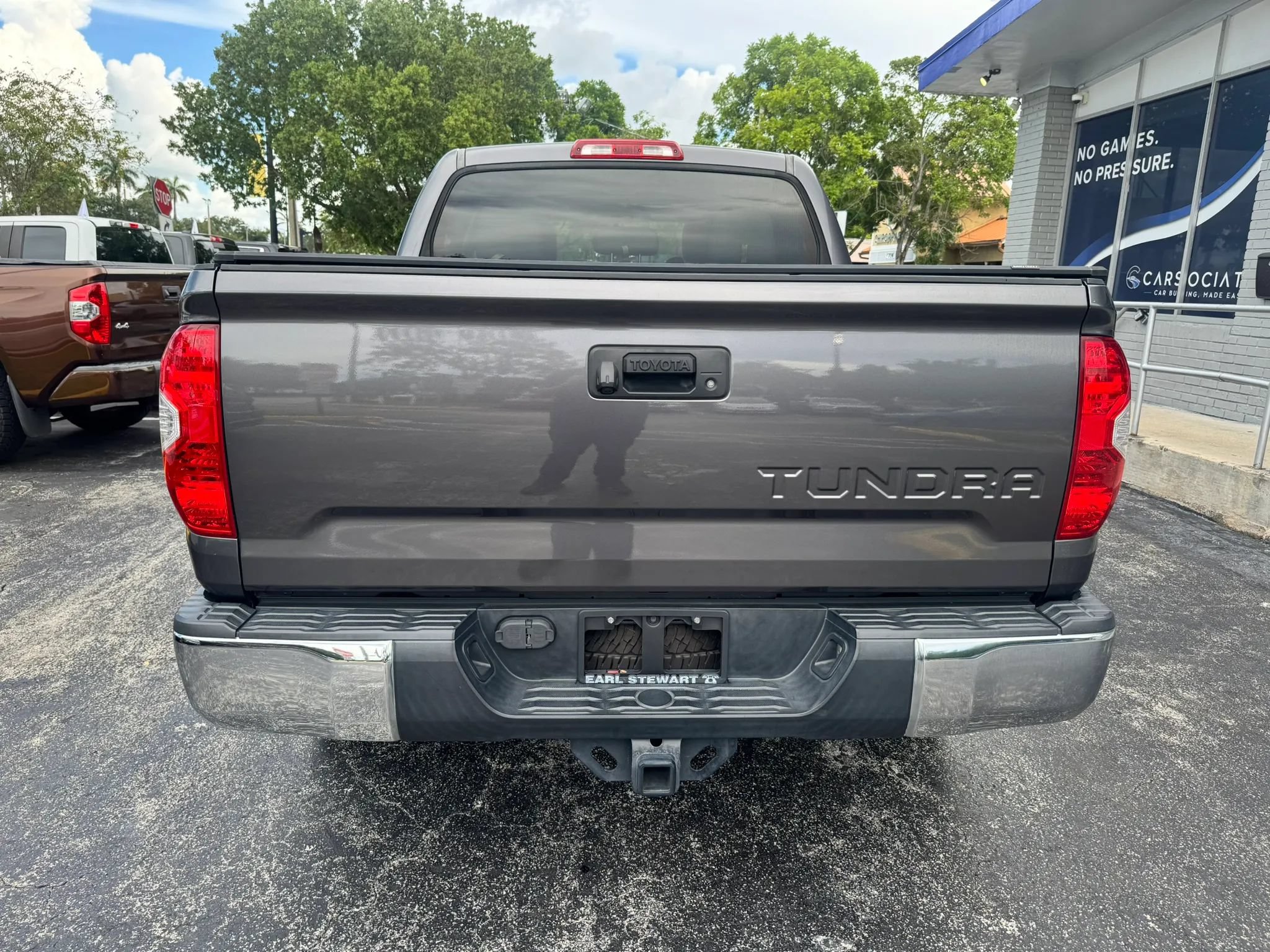 Used 2017 Toyota Tundra Limited w/ TRD Off Road Package RWD image 7