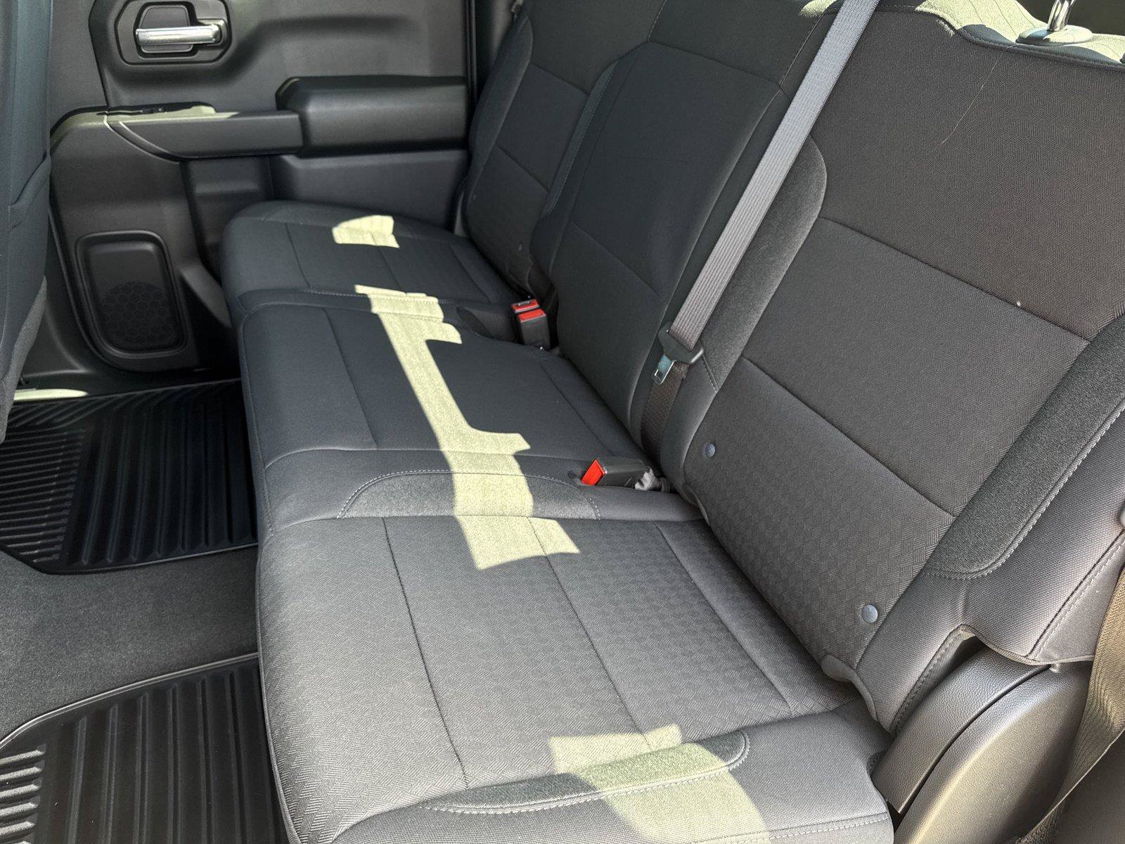 New 2026 Chevrolet Silverado 1500 Custom w/ Turbomax Blackout Package AWD/4WD image 31