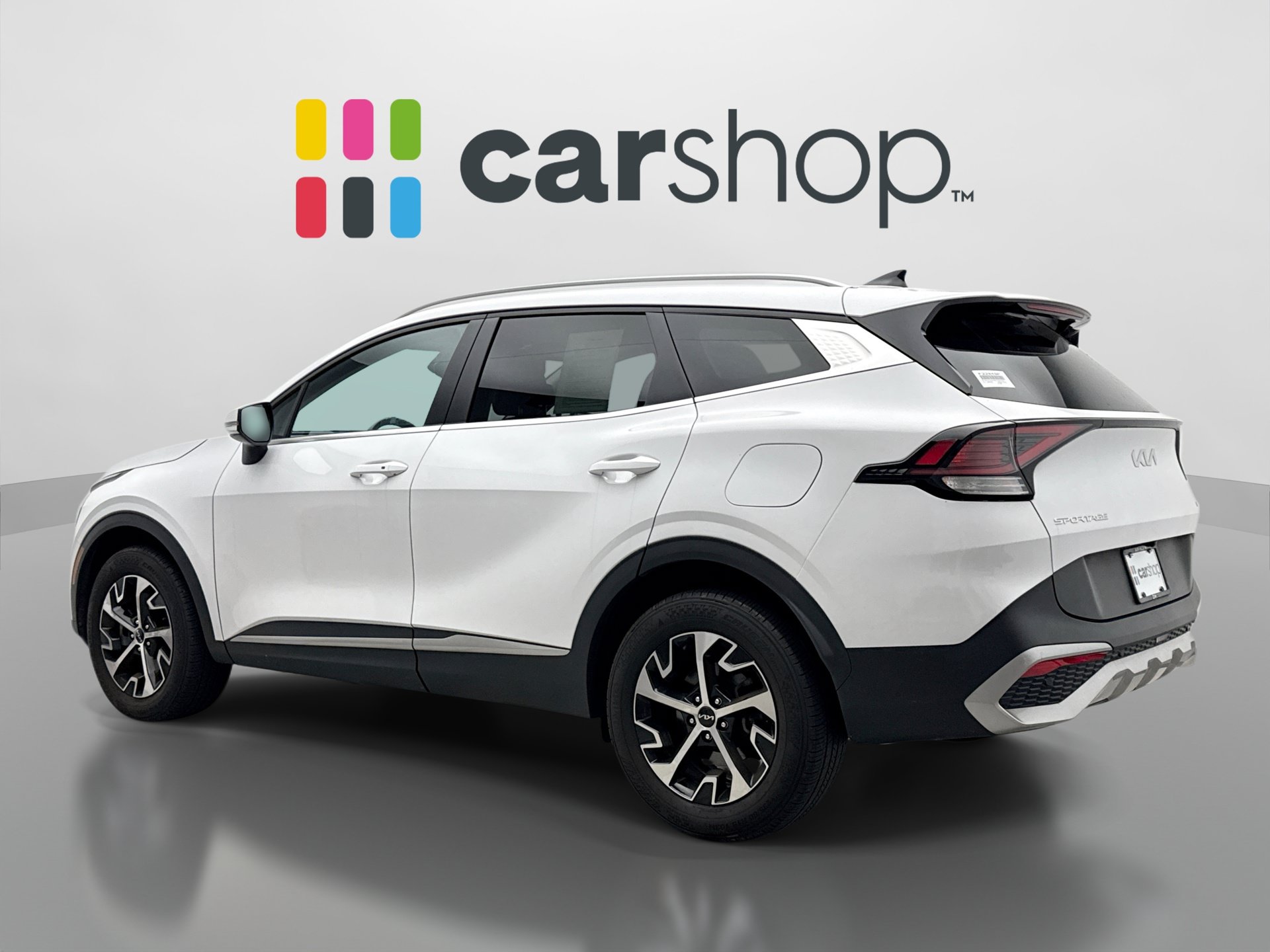 Used 2024 Kia Sportage EX AWD/4WD image 3