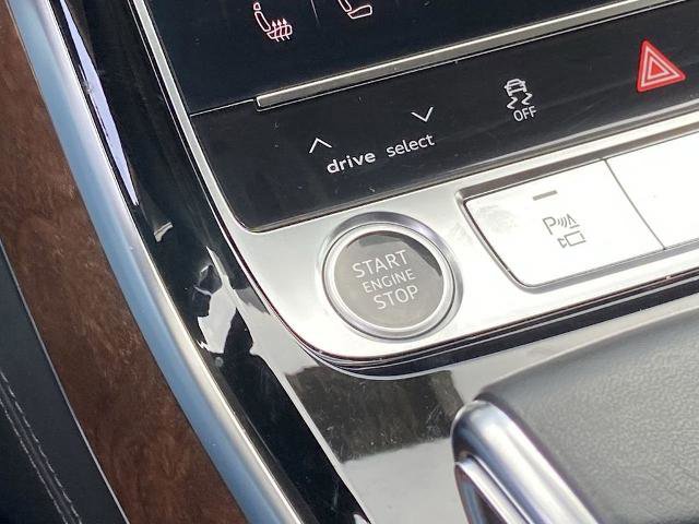 Used 2022 Audi A8 L 3.0T w/ Executive Package image 13