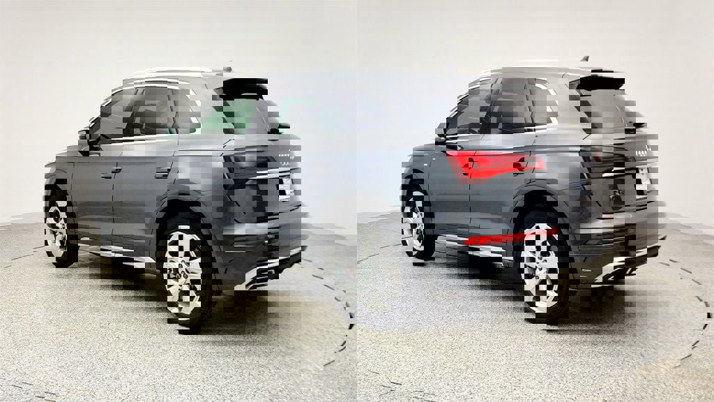 Used 2022 Audi Q5 2.0T Premium Plus w/ Premium Plus Package image 7