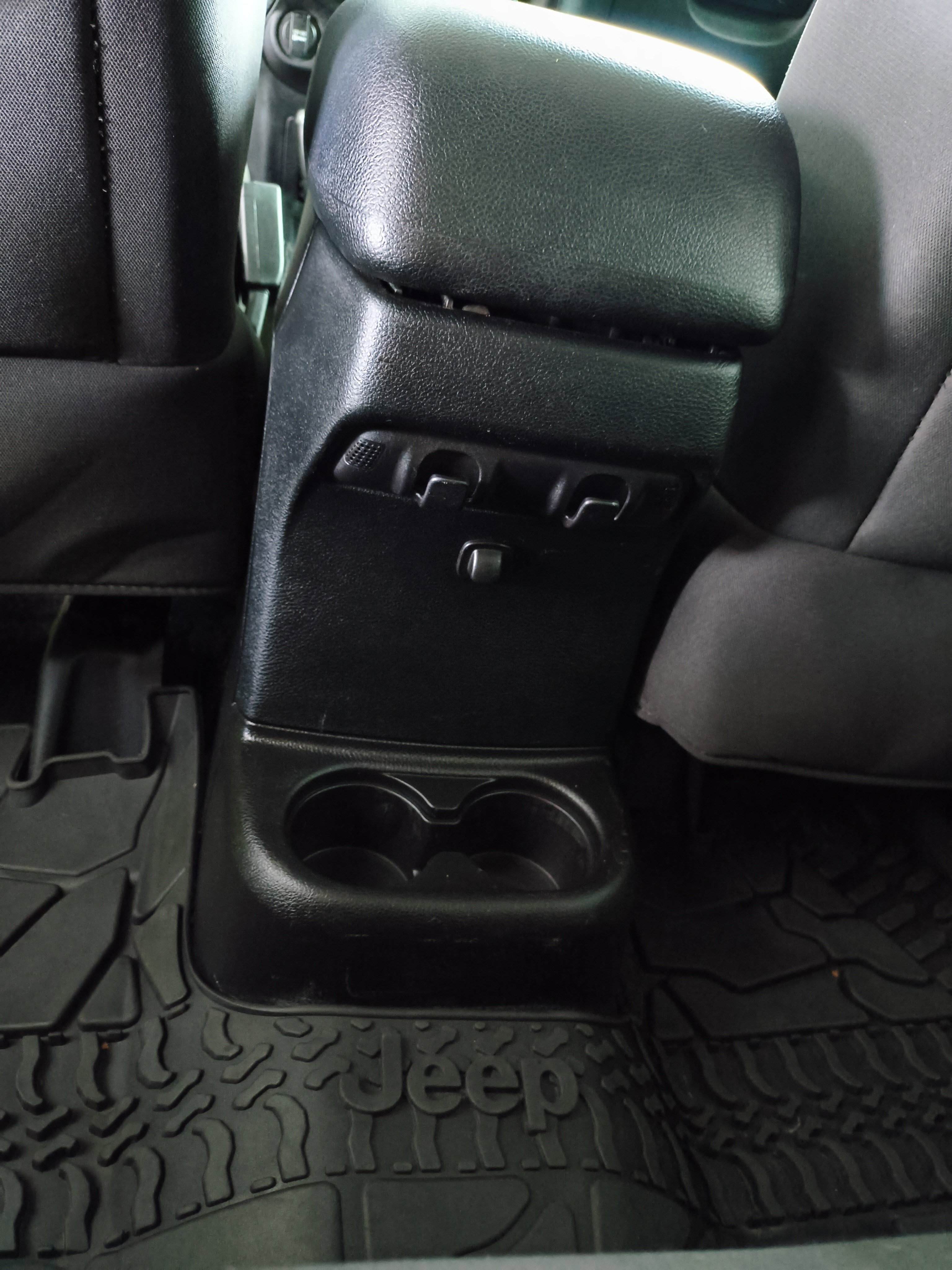 Used 2017 Jeep Wrangler Unlimited Sport w/ Max Tow Package image 22