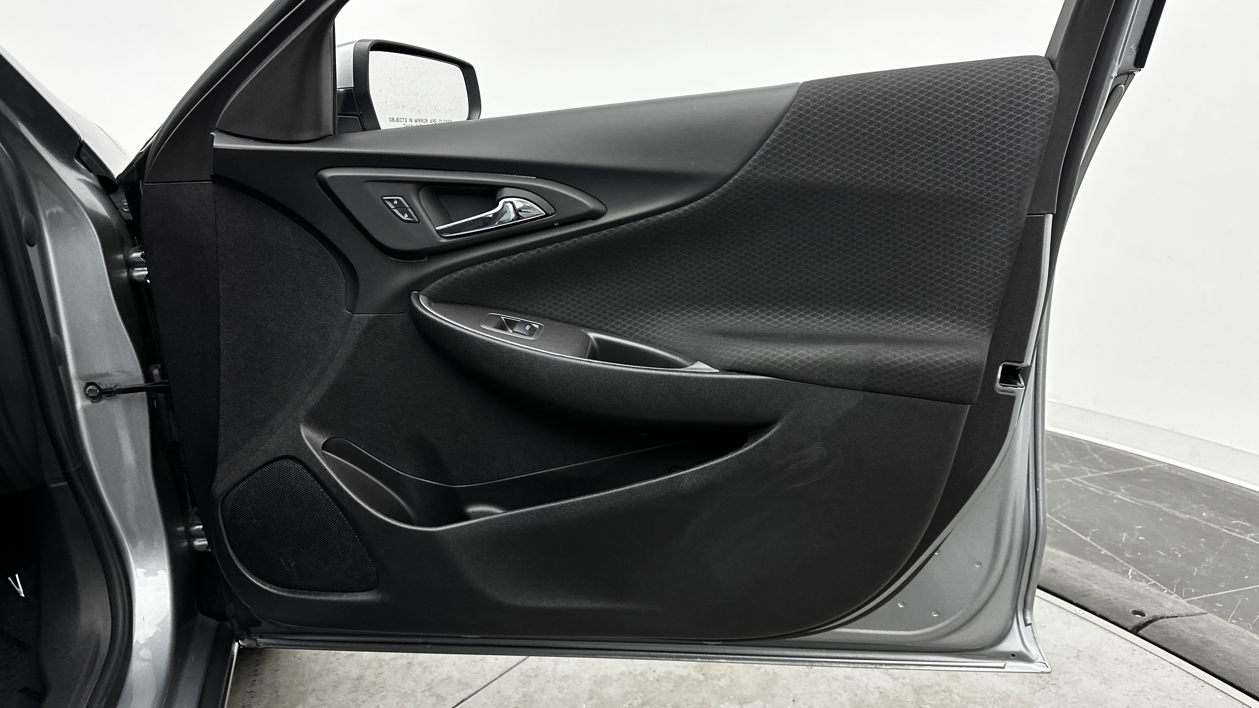 Used 2025 Chevrolet Malibu LT image 33