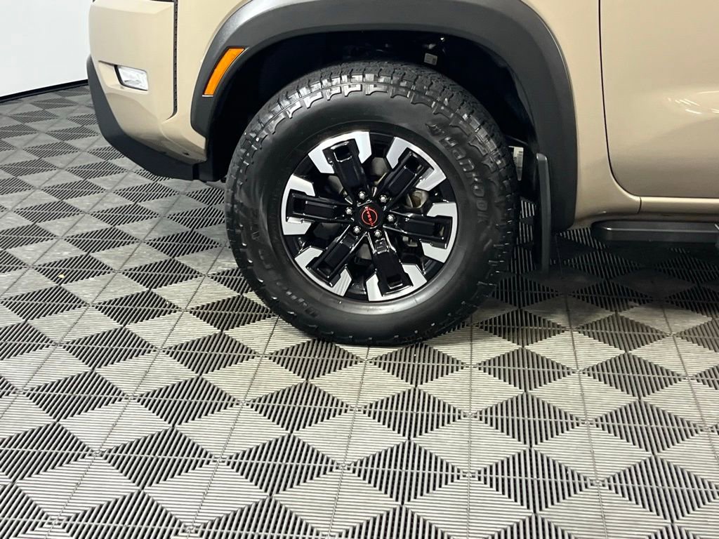 Used 2024 Nissan Frontier PRO-4X w/ Off-Road Protection Package image 9