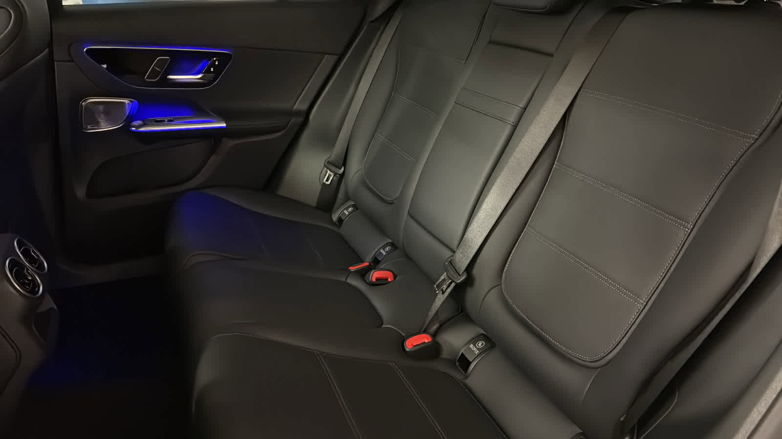 New 2026 Mercedes-Benz GLC 300 4MATIC image 30