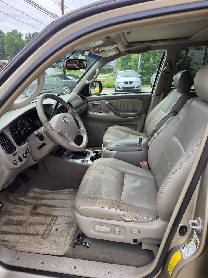 Used 2007 Toyota Sequoia Limited RWD image 14