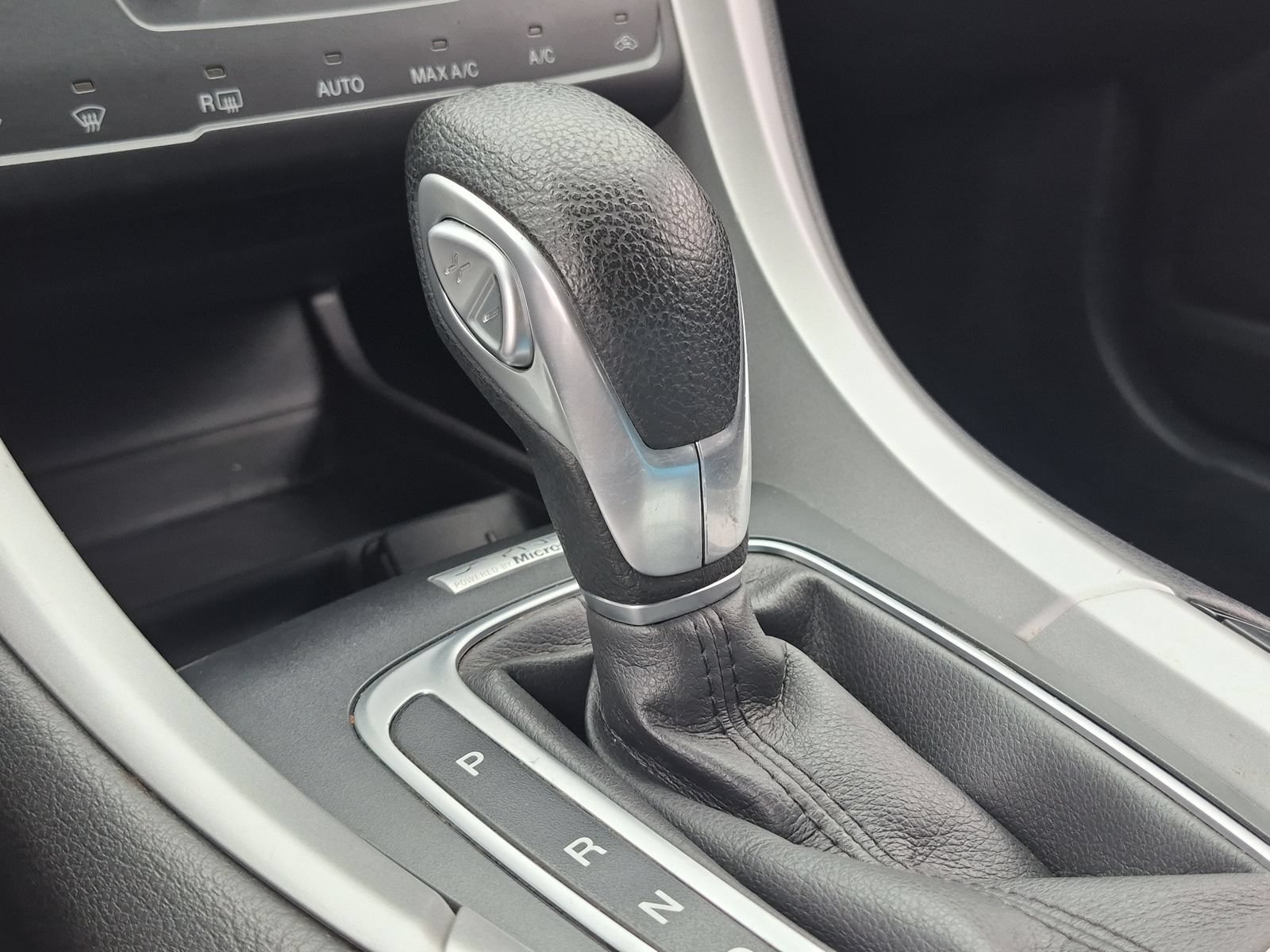 Used 2014 Ford Fusion SE FWD image 28