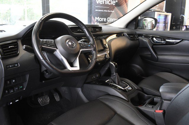 Used 2022 Nissan Rogue Sport SL AWD/4WD image 35
