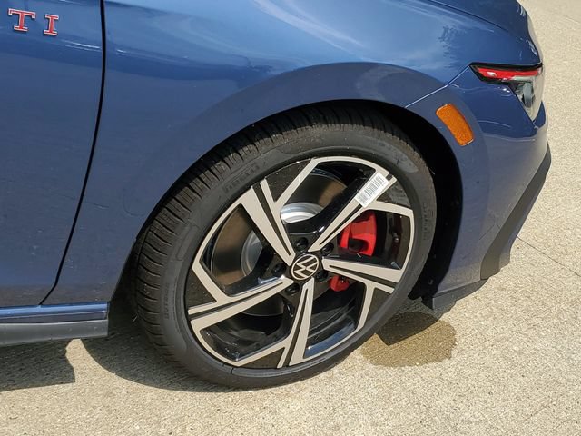 New 2026 Volkswagen GTI SE FWD image 5