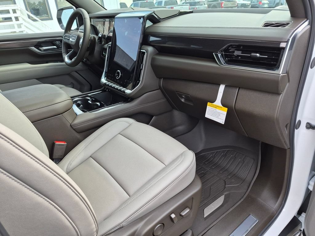 New 2026 GMC Yukon Elevation w/ LPO, Floor Liner Package AWD/4WD image 23