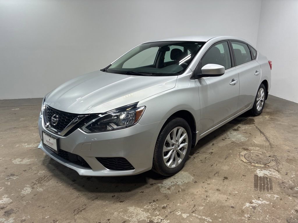 Used 2019 Nissan Sentra SV image 2