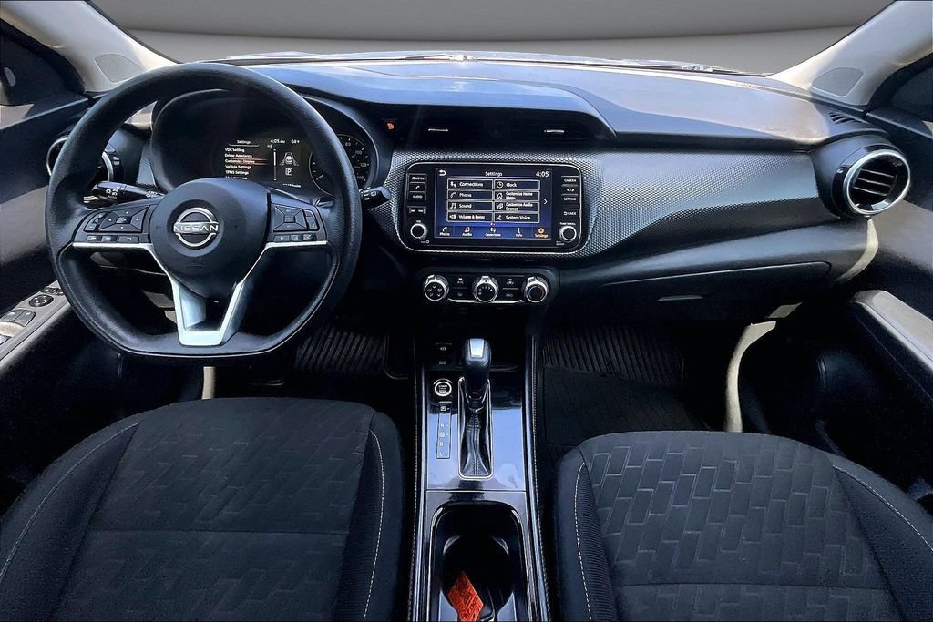 Used 2023 Nissan Kicks SV FWD image 7