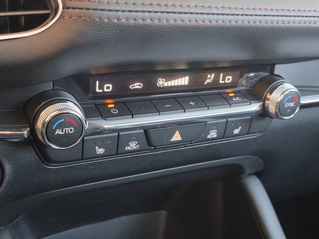 Used 2023 MAZDA MAZDA3 s FWD image 20