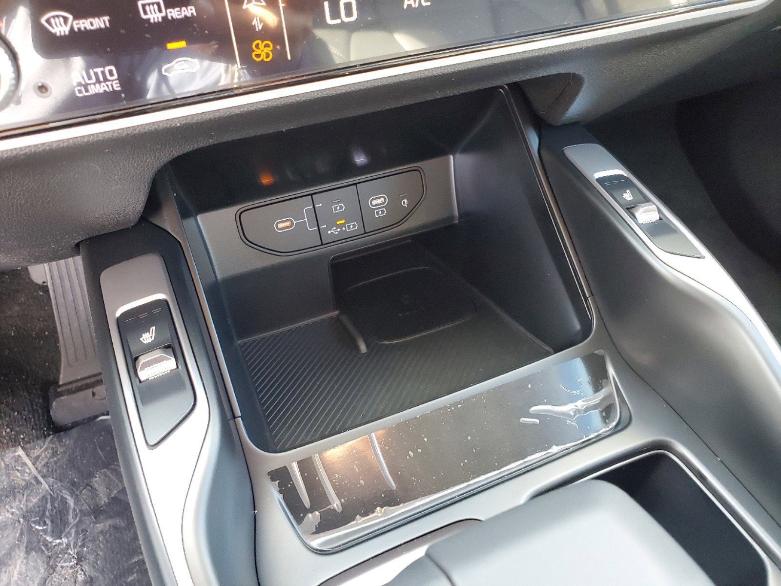 New 2025 Kia Sorento EX w/ Panoramic Sunroof Package image 22