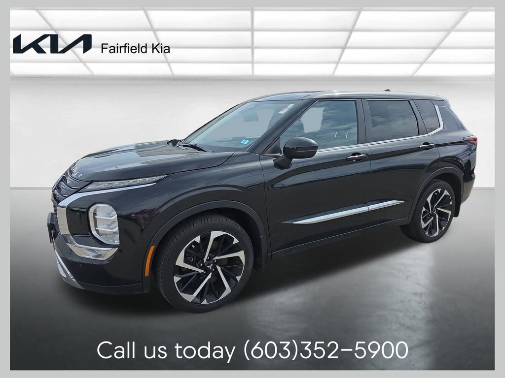 Used 2022 Mitsubishi Outlander SE AWD/4WD image 1