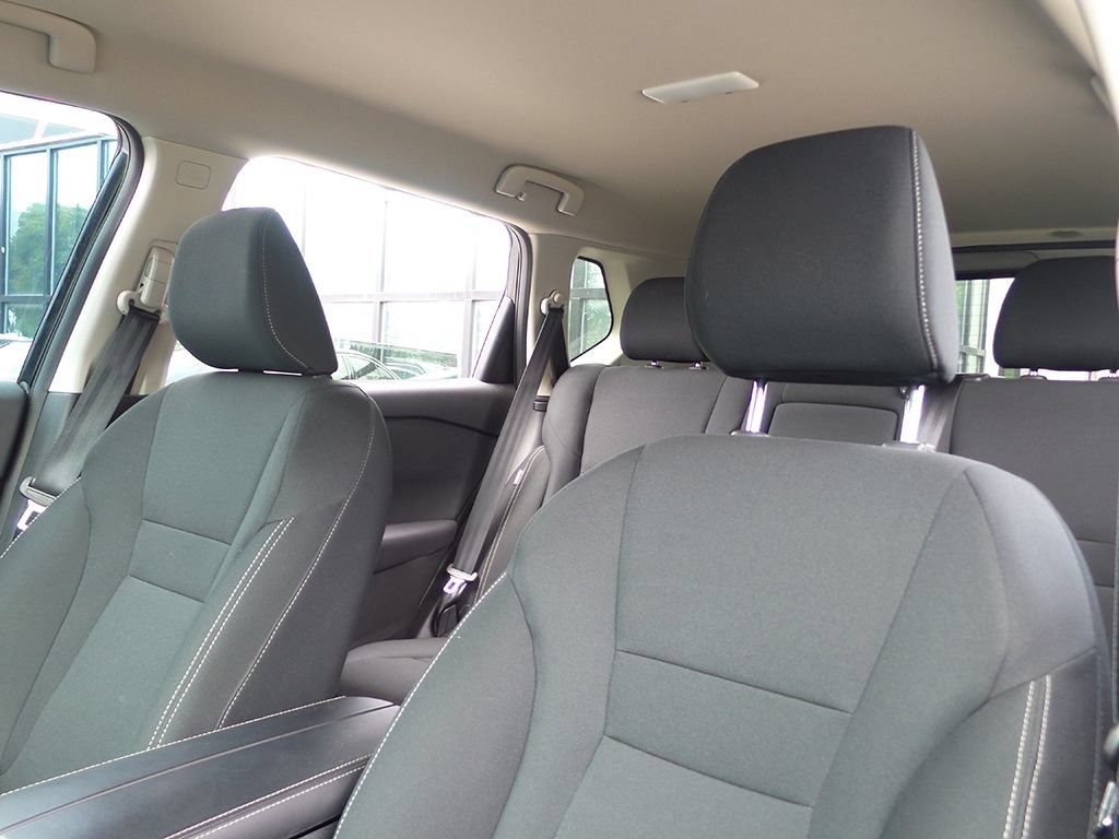 Used 2024 Nissan Rogue S FWD image 26