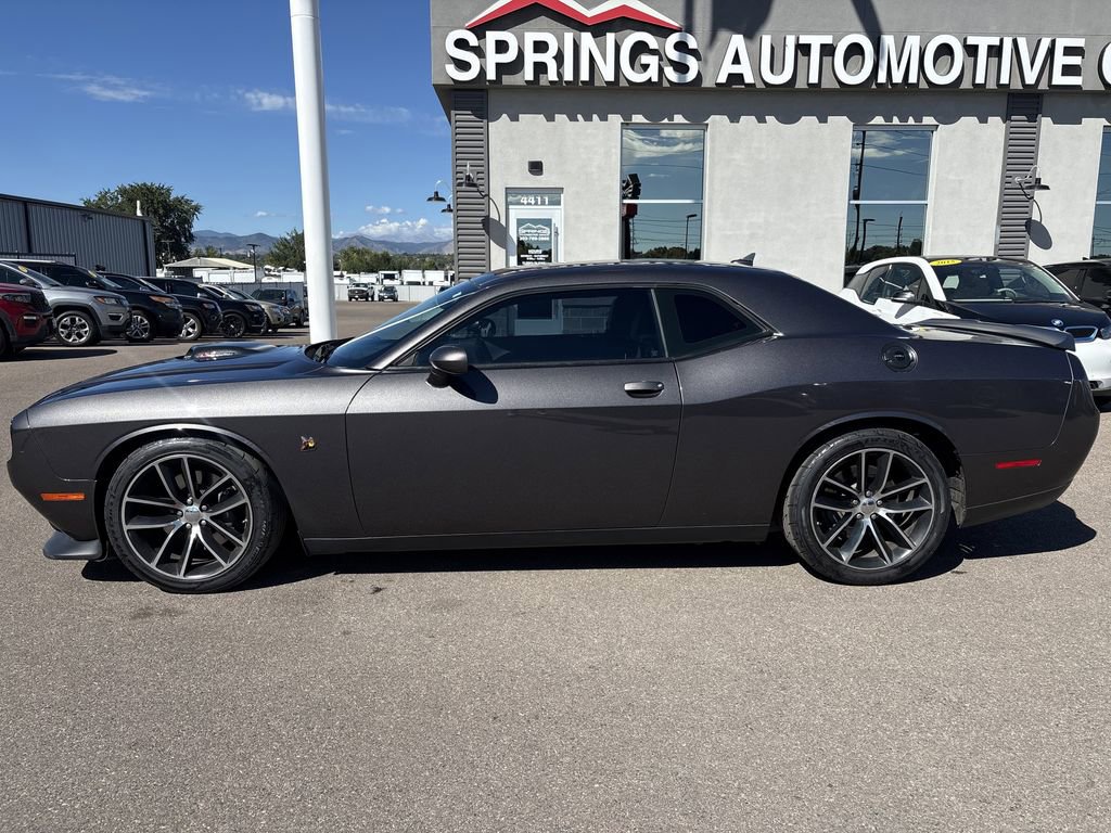 Used 2016 Dodge Challenger R/T Scat Pack image 2