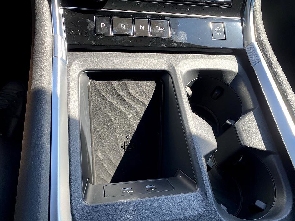 New 2026 Nissan Armada SL image 17