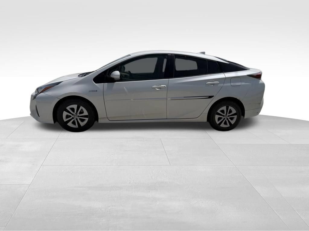 Used 2016 Toyota Prius Three w/ Protection Package FWD image 3