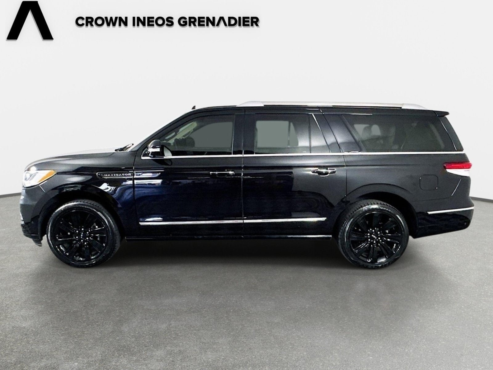 Used 2024 Lincoln Navigator L Reserve AWD/4WD image 8
